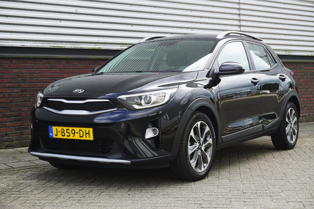 Kia Stonic 1.0 T-GDi 100PK/Trekhaak/17Inch./Camera/ DynamicLine