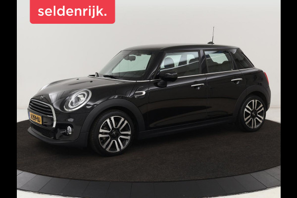 MINI Cooper 1.5 Chili | Stoelverwarming | Carplay | Full LED | Climate control | Half leder | Navigatie | Parkeerhulp | Cruise control | Bluetooth