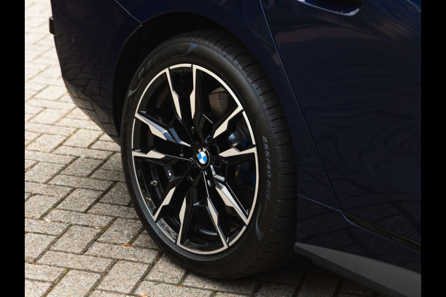 BMW i4 M50 xDrive - Facelift - Memoryzetels - Driving Ass Prof - Harman Kardon