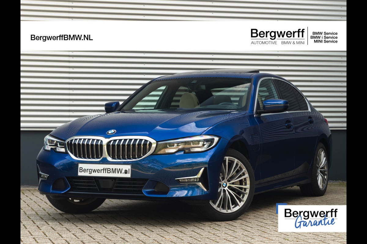 BMW 3-serie 330e Luxury Line - Dak - ACC - Head-Up - Camera - Sportstoelen - Hifi