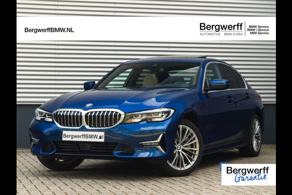 BMW 3-serie 330e Luxury Line - Dak - ACC - Head-Up - Camera - Sportstoelen - Hifi