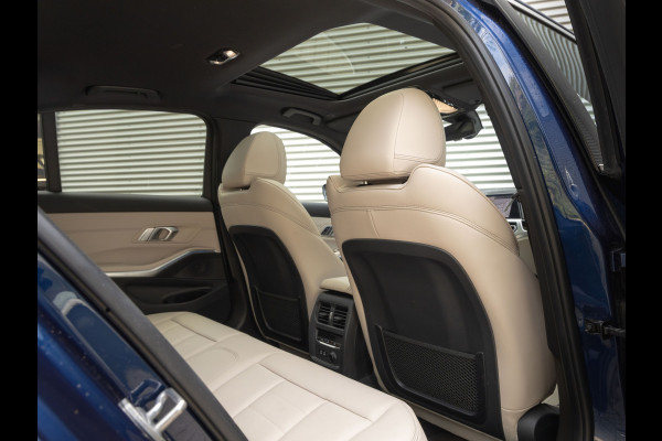 BMW 3-serie 330e Luxury Line - Dak - ACC - Head-Up - Camera - Sportstoelen - Hifi