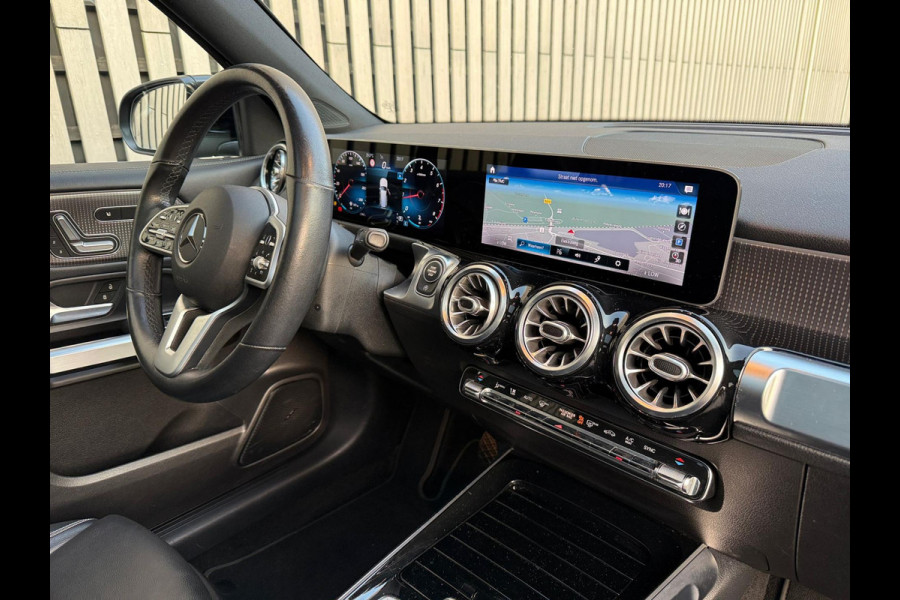 Mercedes-Benz Glb 200 Premium Plus - Panoramadak