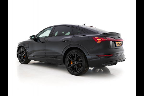 Audi e-tron Sportback 55 Quattro S-Line-edition 95 kWh [ 3-Fase ] (INCL-BTW) *DESIGN-LEATHER | FULL-LED | ADAPT.CRUISE | BANG&OLUFSEN-AUDIO | TOP-VIEW | MEMORY-PACK | BLIND-SPOT | KEYLESS | AMBIENT-LIGHT | AIR-SUSPENSION | HEATED-SPORTSEATS | DIGI-COCKPIT |