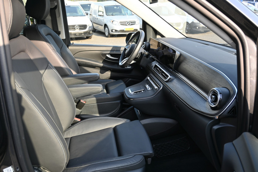 Mercedes-Benz V-Klasse 300d 4-Matic AMG L3 DC 4x4 Distronic, 360 Camera, Elektrische schuifdeuren