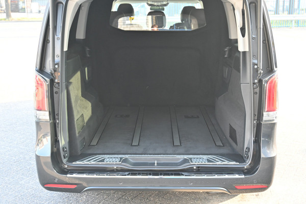 Mercedes-Benz V-Klasse 300d 4-Matic AMG L3 DC 4x4 Distronic, 360 Camera, Elektrische schuifdeuren