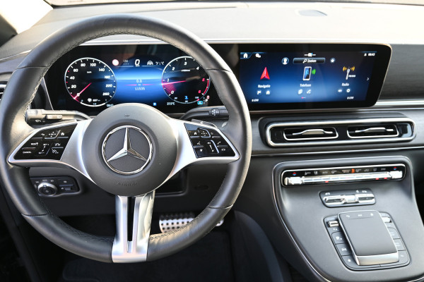 Mercedes-Benz V-Klasse 300d 4-Matic AMG L3 DC 4x4 Distronic, 360 Camera, Elektrische schuifdeuren