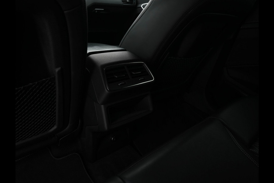 Audi e-tron Sportback 55 Quattro S-Line-edition 95 kWh [ 3-Fase ] (INCL-BTW) *DESIGN-LEATHER | FULL-LED | ADAPT.CRUISE | BANG&OLUFSEN-AUDIO | TOP-VIEW | MEMORY-PACK | BLIND-SPOT | KEYLESS | AMBIENT-LIGHT | AIR-SUSPENSION | HEATED-SPORTSEATS | DIGI-COCKPIT |