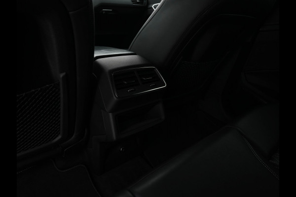 Audi e-tron Sportback 55 Quattro S-Line-edition 95 kWh [ 3-Fase ] (INCL-BTW) *DESIGN-LEATHER | FULL-LED | ADAPT.CRUISE | BANG&OLUFSEN-AUDIO | TOP-VIEW | MEMORY-PACK | BLIND-SPOT | KEYLESS | AMBIENT-LIGHT | AIR-SUSPENSION | HEATED-SPORTSEATS | DIGI-COCKPIT |