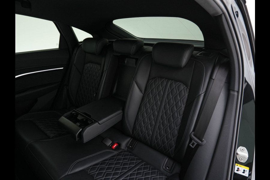 Audi e-tron Sportback 55 Quattro S-Line-edition 95 kWh [ 3-Fase ] (INCL-BTW) *DESIGN-LEATHER | FULL-LED | ADAPT.CRUISE | BANG&OLUFSEN-AUDIO | TOP-VIEW | MEMORY-PACK | BLIND-SPOT | KEYLESS | AMBIENT-LIGHT | AIR-SUSPENSION | HEATED-SPORTSEATS | DIGI-COCKPIT |