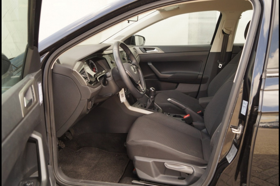 Volkswagen Polo 1.6 TDI Comfortline Executive -NAVI-PDC-CAM-