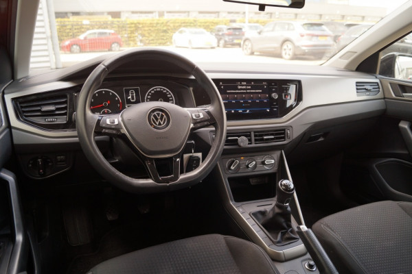 Volkswagen Polo 1.6 TDI Comfortline Executive -NAVI-PDC-CAM-
