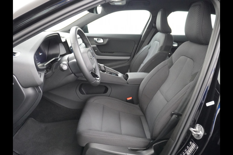 Polestar 2 Long Range 78 kWh Sleutelloos (GSM-sleutel) Adaptive-Cruise Carplay Android 360-Camera 19"LM Led-Pixel-Lamp WiFi PDC-a+v Park-As Phone-Connect.Stoel-Verwarmd 1500kg-trekvermogen OnePedal drive Licht+Zichtpakket 55.000 nieuw!! EBD RemAssist Virtual-Cockpit digiDash Uitparkeer waarschuwing Botswaarsc.syst. Autonoom-Rem Noodrem ESP TCS Hill-Assist Lane Assist Pre-Crash-Syst. Emergency-Call Keyless Ecc tot 149kw snell