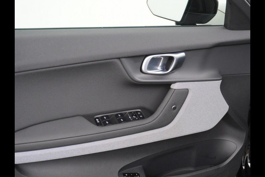Polestar 2 Long Range 78 kWh Sleutelloos (GSM-sleutel) Adaptive-Cruise Carplay Android 360-Camera 19"LM Led-Pixel-Lamp WiFi PDC-a+v Park-As Phone-Connect.Stoel-Verwarmd 1500kg-trekvermogen OnePedal drive Licht+Zichtpakket 55.000 nieuw!! EBD RemAssist Virtual-Cockpit digiDash Uitparkeer waarschuwing Botswaarsc.syst. Autonoom-Rem Noodrem ESP TCS Hill-Assist Lane Assist Pre-Crash-Syst. Emergency-Call Keyless Ecc tot 149kw snell
