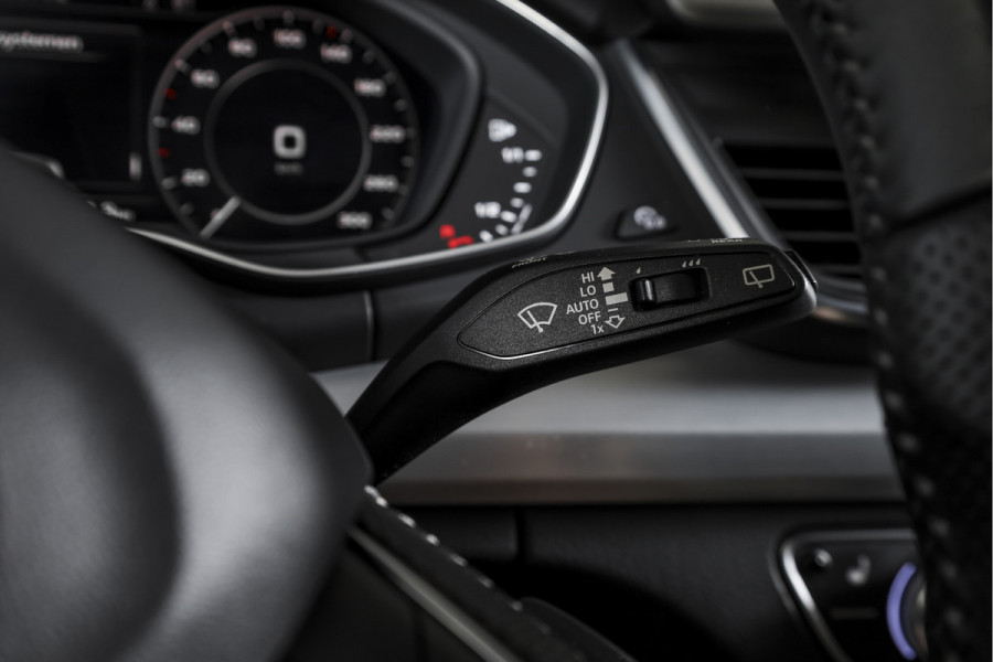Audi Q5 50 TFSI e quattro S edition - Automaat | 2x S-Line | Dig.Cockpit | Cruise | Stoelverw. | PDC | NAV+App.Connect | Auto.Airco | Elek.Trekhaak | LM 19" |
