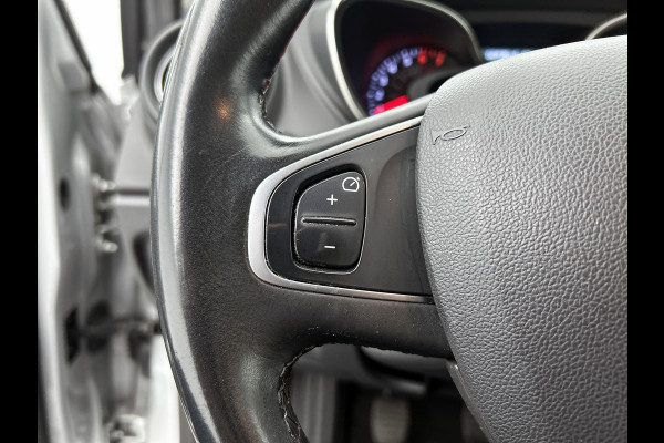 Renault Captur TCe 90pk Intens / CAMERA / NAVI / PARKEER SENSOREN