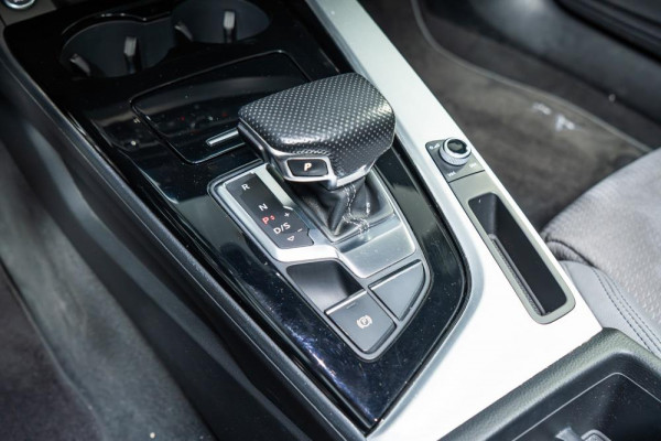 Audi A4 Avant 35 TFSI S edition