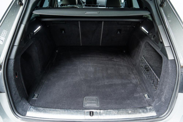 Audi A4 Avant 35 TFSI S edition