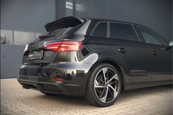 Audi A3 Sportback 35 TFSI CoD Advance Sport S-Line | Stoelverwarming | Black Edition | Apple Carplay | Cruise Control | Navigatie | Parkeersensoren | LED | DAB | Automaat
