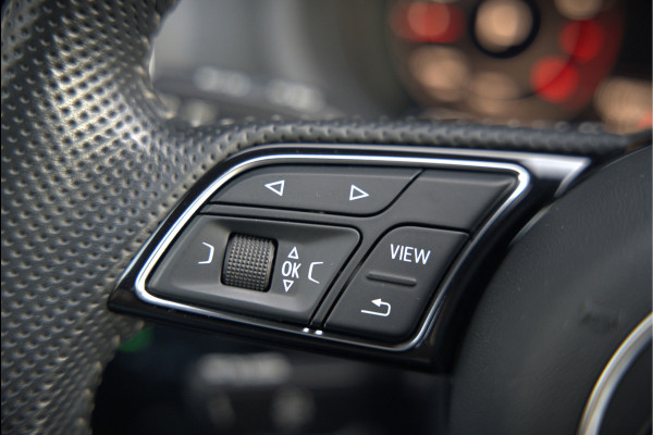 Audi A3 Sportback 35 TFSI CoD Advance Sport S-Line | Stoelverwarming | Black Edition | Apple Carplay | Cruise Control | Navigatie | Parkeersensoren | LED | DAB | Automaat