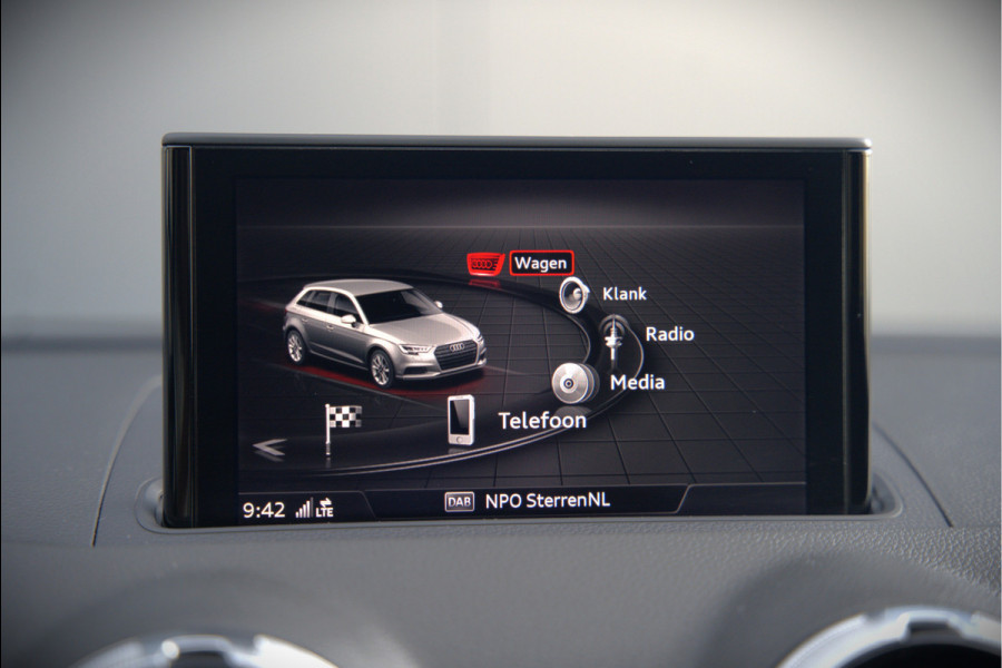 Audi A3 Sportback 35 TFSI CoD Advance Sport S-Line | Stoelverwarming | Black Edition | Apple Carplay | Cruise Control | Navigatie | Parkeersensoren | LED | DAB | Automaat