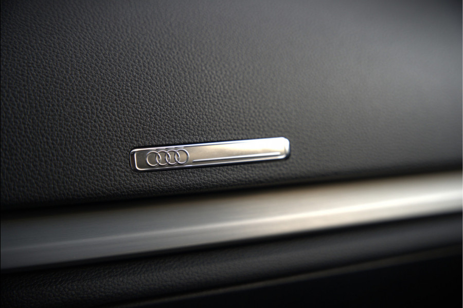 Audi A3 Sportback 35 TFSI CoD Advance Sport S-Line | Stoelverwarming | Black Edition | Apple Carplay | Cruise Control | Navigatie | Parkeersensoren | LED | DAB | Automaat