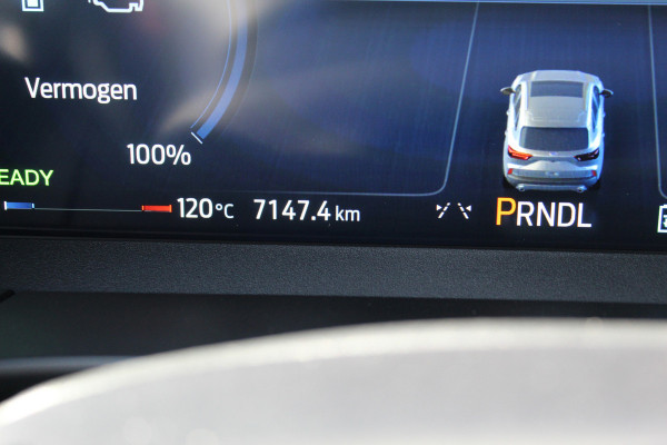 Ford Kuga 2.5-243pk PHEV ST-Line X. Nieuwste model ! Van €. 54.937,- voor €. 44.450,- ! Trekgewicht van 2.100kg ! Schuif / kanteldak Elektrisch inklapbare Trekhaak,  AGR Stoelen voor L+R, 360 Camera, HUB, Apple/Androidauto, Elektrisch verstelbare stoelen, LED V+A, Trekgewicht 2100kg !