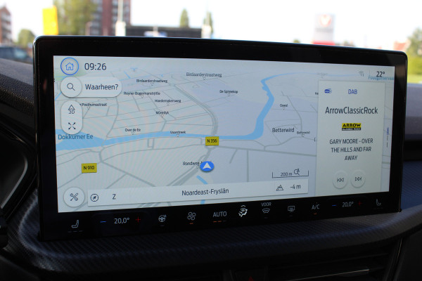 Ford Kuga 2.5-243pk PHEV ST-Line X. Nieuwste model ! Van €. 54.937,- voor €. 44.450,- ! Trekgewicht van 2.100kg ! Schuif / kanteldak Elektrisch inklapbare Trekhaak,  AGR Stoelen voor L+R, 360 Camera, HUB, Apple/Androidauto, Elektrisch verstelbare stoelen, LED V+A, Trekgewicht 2100kg !