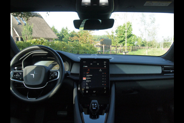 Polestar 2 Long Range Dual Motor Launch Edition 78kWh | Panoramadak | Camera | 61.000KM | Trekhaak | NL-Auto |