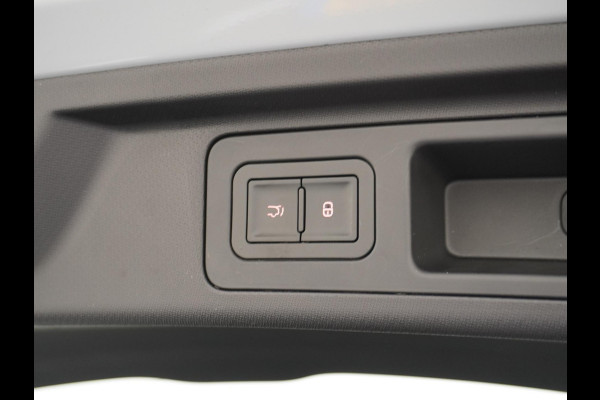 BYD ATTO 3 Design Complete Auto | Panoramadak | Elektrische Kofferbak | 360° Camera | Rijklaar incl. Fabrieksgarantie t/m 2029 | Aandrijflijn & Accu tot 2031!