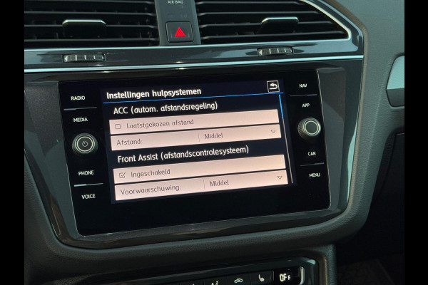 Volkswagen Tiguan 2.0 TSI 4Motion R-Line 230 PK | Camera | PANO | NAV |