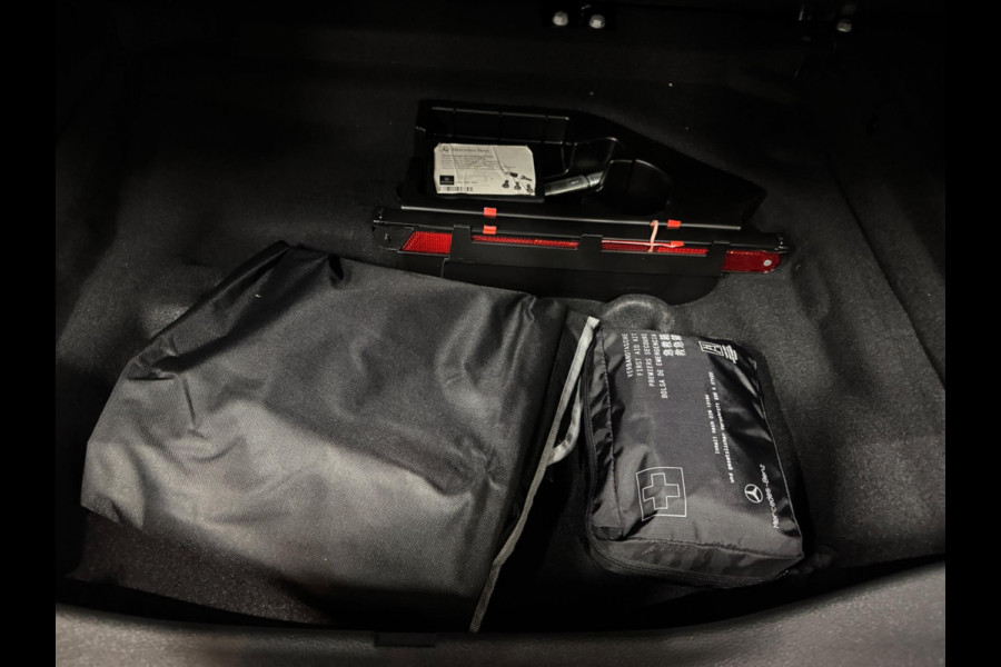 Mercedes-Benz GLA 200 Premium Plus | Nav | Pano | Airco |