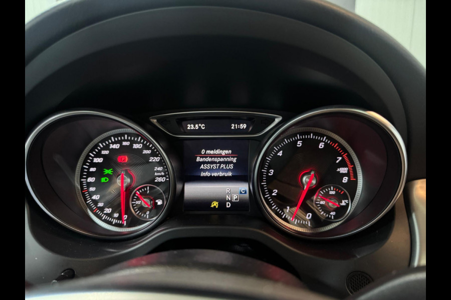 Mercedes-Benz GLA 200 Premium Plus | Nav | Pano | Airco |