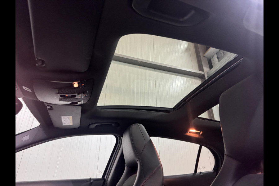 Mercedes-Benz GLA 200 Premium Plus | Nav | Pano | Airco |