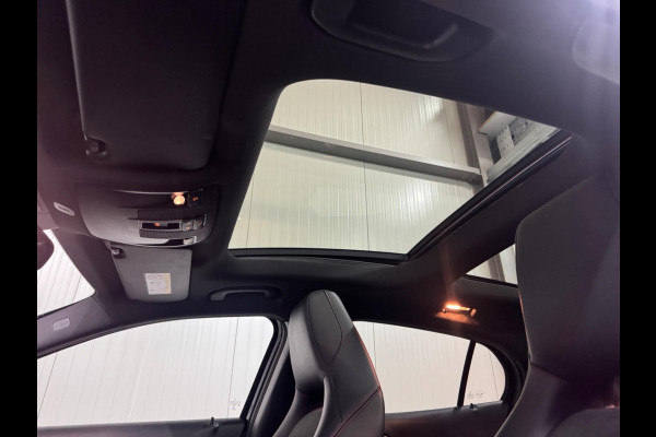 Mercedes-Benz GLA 200 Premium Plus | Nav | Pano | Airco |