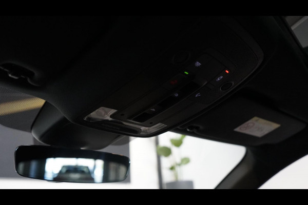 Audi Q3 40 TFSI Quattro 3x S-Line AUTOMAAT-AUDI SOUND-CAMERA-DAB-DRIVE SELECT-KEYLESS-MATRIX-PANORAMA-VIRTUEEL-TREKHAAK