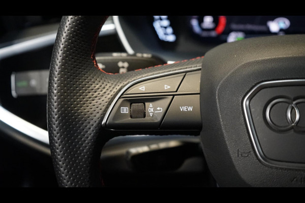 Audi Q3 35 TFSI 3x S-Line Black Optik AUTOMAAT-ALCANTARA-AUDI SOUND-CAMERA-MATRIX LED-STOELVERWARMING