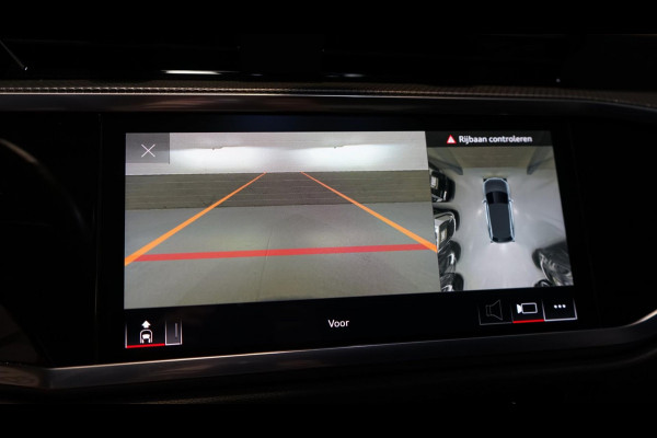 Audi Q3 35 TFSI 3x S-Line Black Optik AUTOMAAT-ALCANTARA-AUDI SOUND-CAMERA-MATRIX LED-STOELVERWARMING