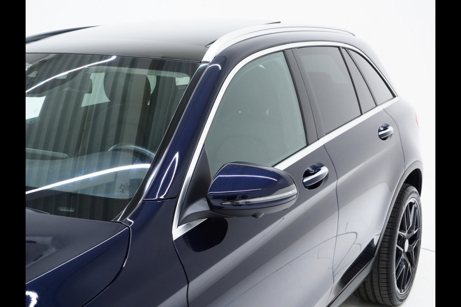 Mercedes-Benz GLC 300e 4MATIC Premium Plus | Panoramadak | Trekhaak | Burmester | 360 | Adaptive Cruise | Keyless