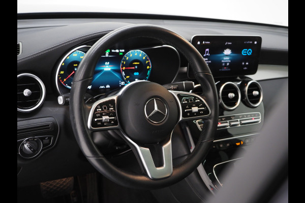 Mercedes-Benz GLC 300e 4MATIC Premium Plus | Panoramadak | Trekhaak | Burmester | 360 | Adaptive Cruise | Keyless
