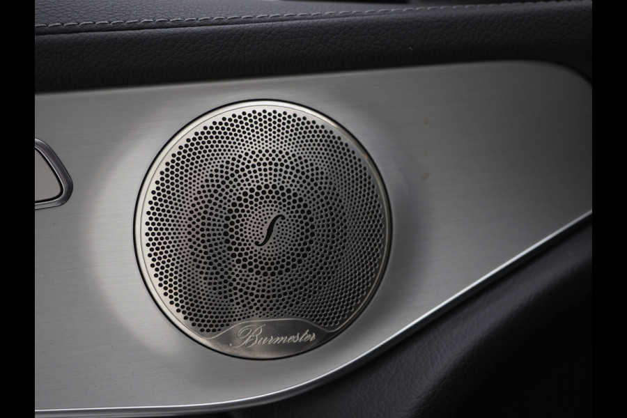 Mercedes-Benz GLC 300e 4MATIC Premium Plus | Panoramadak | Trekhaak | Burmester | 360 | Adaptive Cruise | Keyless