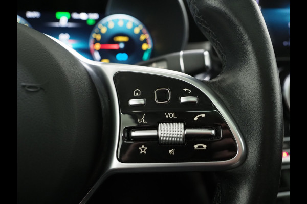 Mercedes-Benz GLC 300e 4MATIC Premium Plus | Panoramadak | Trekhaak | Burmester | 360 | Adaptive Cruise | Keyless