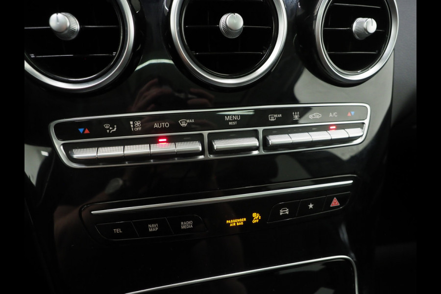 Mercedes-Benz GLC 300e 4MATIC Premium Plus | Panoramadak | Trekhaak | Burmester | 360 | Adaptive Cruise | Keyless