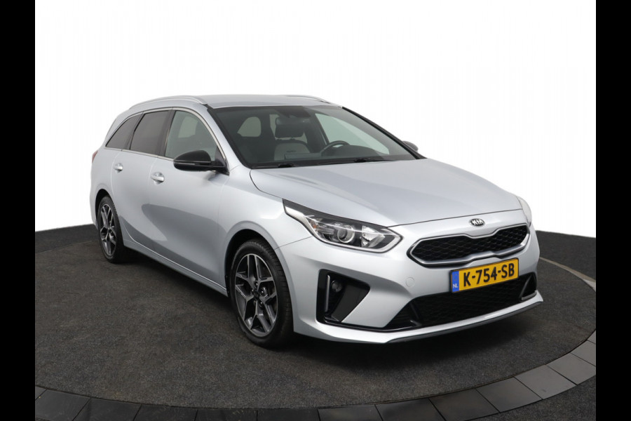 Kia Ceed Sportswagon 1.0 T-GDi GT-Line Edition Apple Carplay/ Android Auto - Cruise Control - Climate Control - Navigatie - Suede bekleding - Fabrieksgarantie tot 02-2028