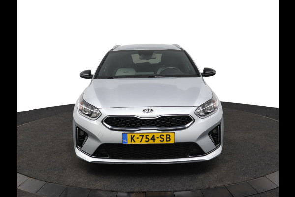 Kia Ceed Sportswagon 1.0 T-GDi GT-Line Edition Apple Carplay/ Android Auto - Cruise Control - Climate Control - Navigatie - Suede bekleding - Fabrieksgarantie tot 02-2028