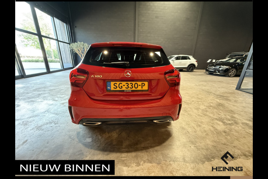 Mercedes-Benz A-Klasse 180 AMG Sport Edition. Automaat. Apple-carplay, camera. Hollandse auto met NAP