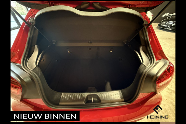 Mercedes-Benz A-Klasse 180 AMG Sport Edition. Automaat. Apple-carplay, camera. Hollandse auto met NAP