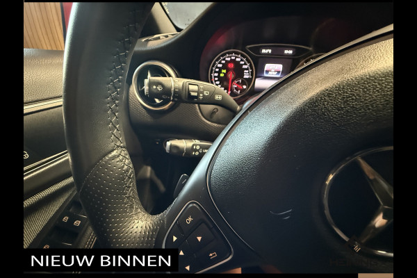Mercedes-Benz A-Klasse 180 AMG Sport Edition. Automaat. Apple-carplay, camera. Hollandse auto met NAP