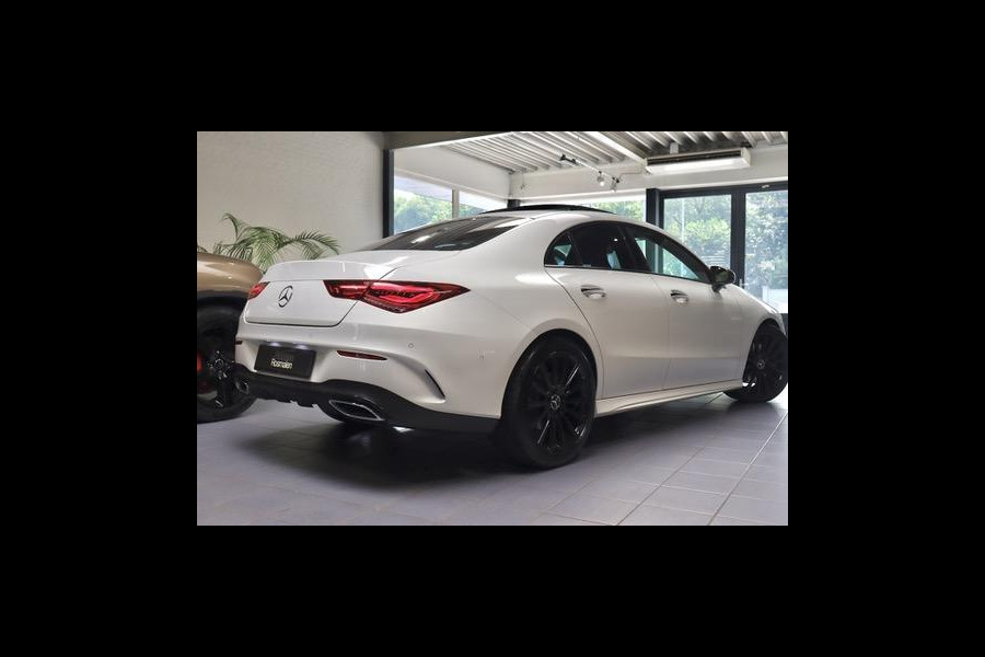 Mercedes-Benz CLA-Klasse 200 AMG|PANO|Ambient|TrkHk|Memory stoelen