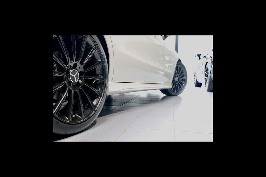 Mercedes-Benz CLA-Klasse 200 AMG|PANO|Ambient|TrkHk|Memory stoelen